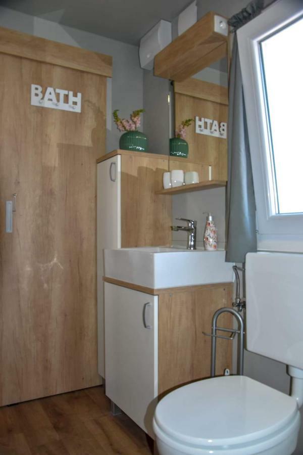 Mobile Home Laura Tisno Exteriör bild
