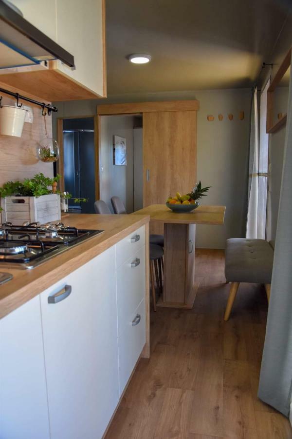 Mobile Home Laura Tisno Exteriör bild